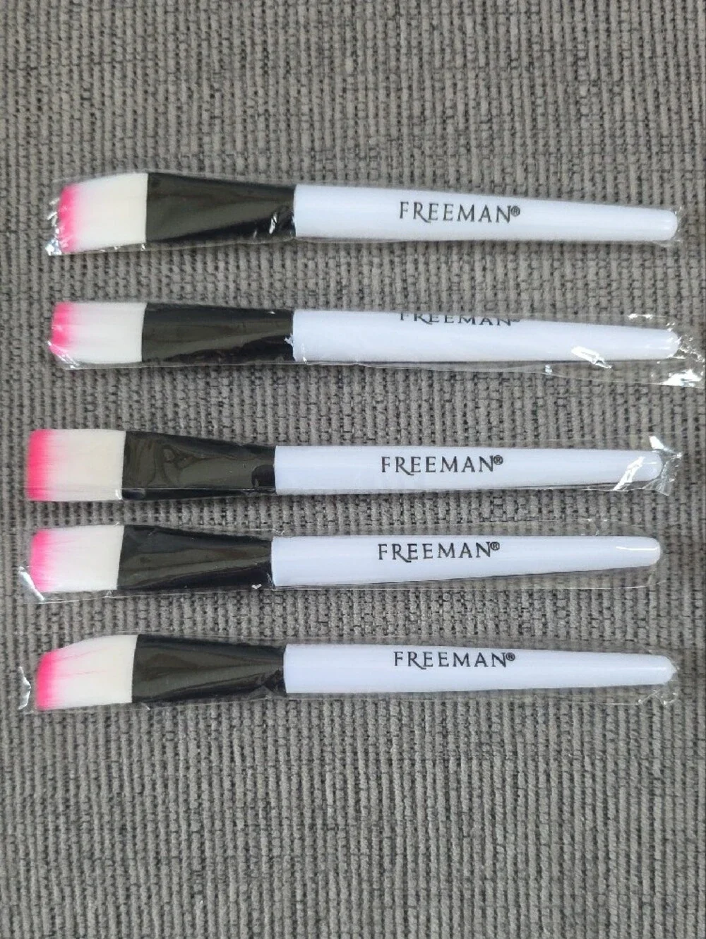 Freeman Pink-Tip Facial Makeup Brush Set, New, 5 Brushes.